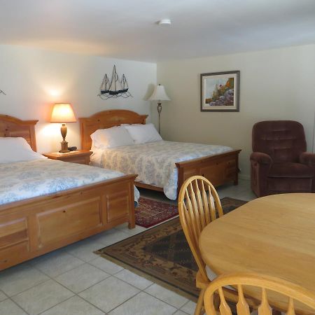 Roberts Creek Caprice B&B 외부 사진