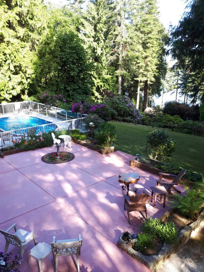 Roberts Creek Caprice B&B 외부 사진