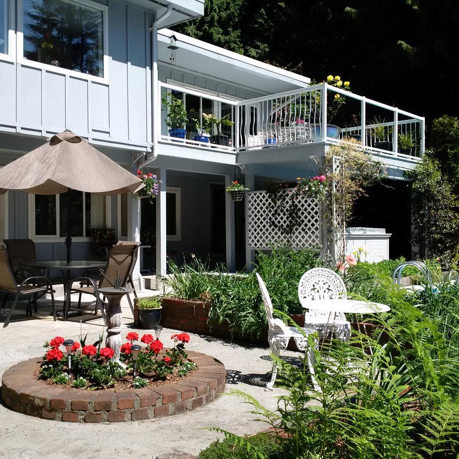 Roberts Creek Caprice B&B 외부 사진