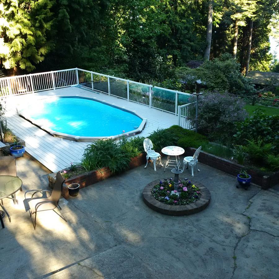 Roberts Creek Caprice B&B 외부 사진